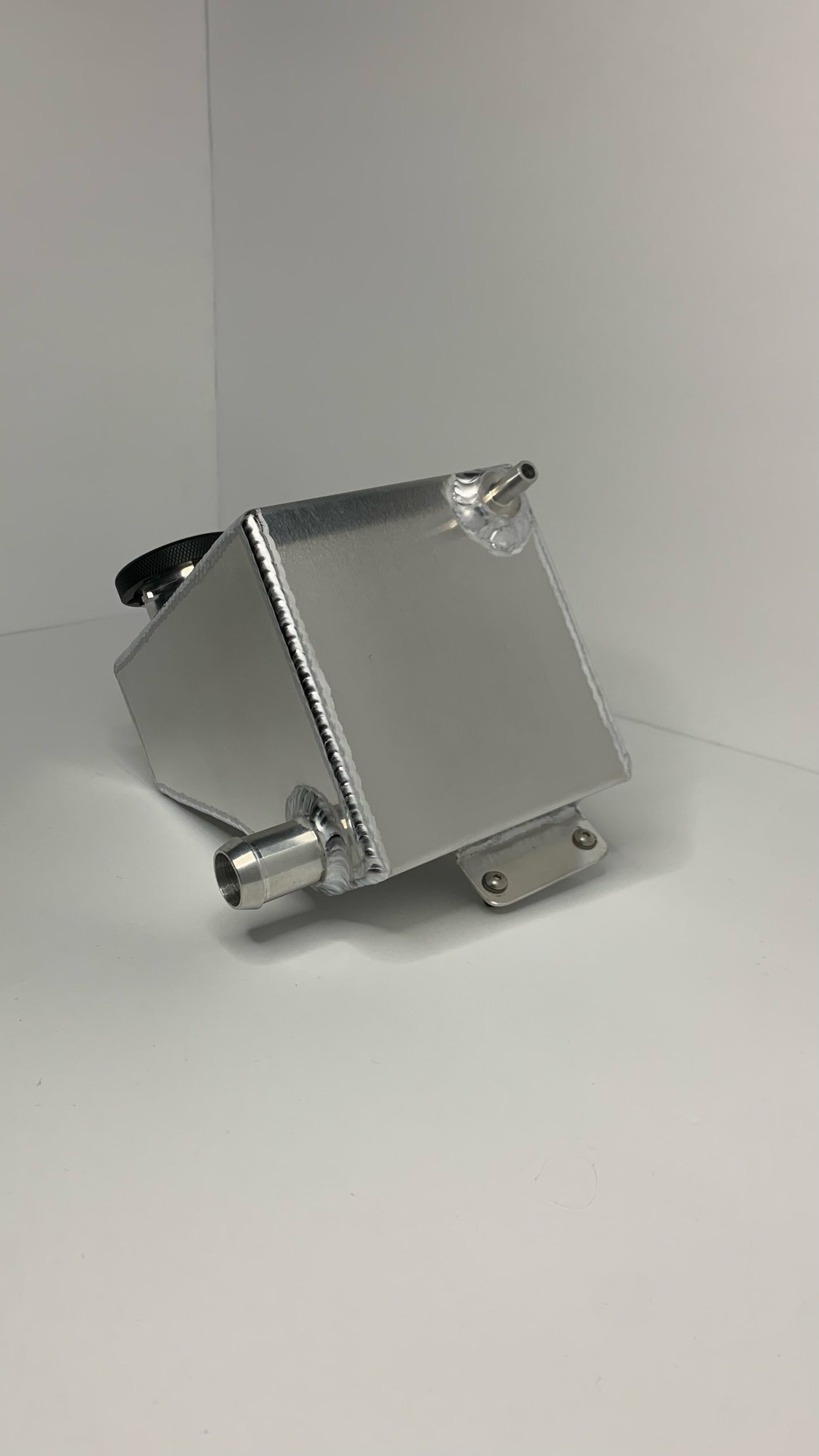 FourKegs Fab Late Model(E30) Coolant Tank